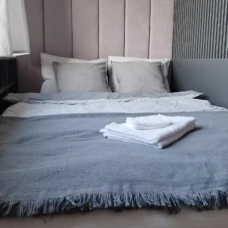 Between Apartament *